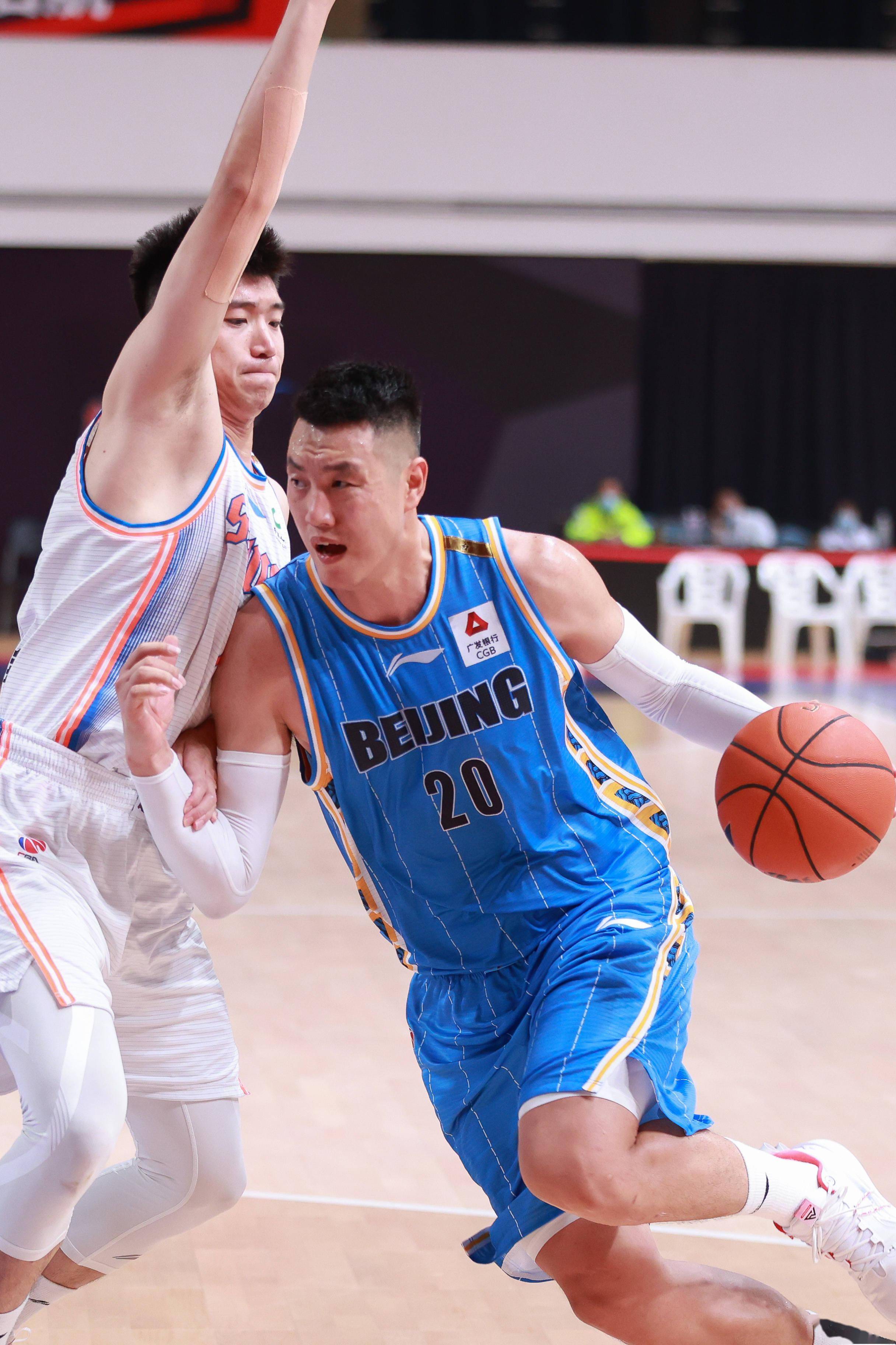 尤其面对传 尤其面对传