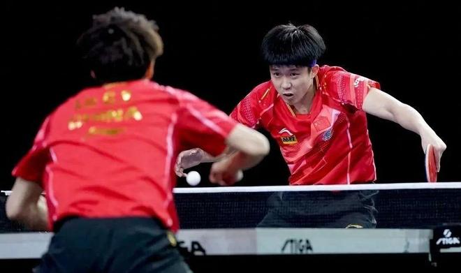 的阵容结构 的阵容结构